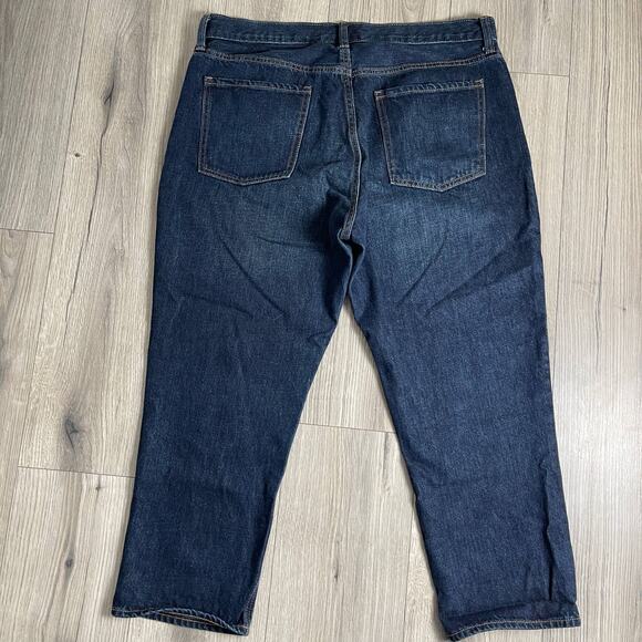 Old Navy High Rise Slouchy Straight Dark Wash Denim CAPRI Jeans - Size 14 EXC - Picture 3 of 10
